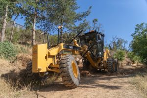 Más de 12 mil metros lineales de cortafuegos ha realizado el Municipio Abierto de Quilpué para prevenir incendios forestales en la comuna
