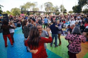 Este fin de semana regresan los exitosos “Cerros de Cueca” en Valparaíso