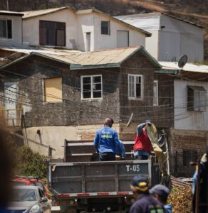 AVANZA REMOCIÓN DE ESCOMBROS Y SE IMPLEMENTARÁN TURNOS DE TRABAJO NOCTURNO CON MAQUINARIAS EN LAS ZONAS SINIESTRADAS