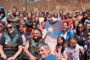 VECINOS DE CANAL BEAGLE RECIBIERON CONFIRMACIÓN DE PRÓXIMO INICIO DE CONSTRUCCIÓN DE LAS PRIMERAS 82 VIVIENDAS DEFINITIVAS TRAS MEGAINCENDIO