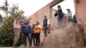 Alcaldesa Toledo y presidente Boric recorren las primeras 12 viviendas de emergencia en Villa Alemana