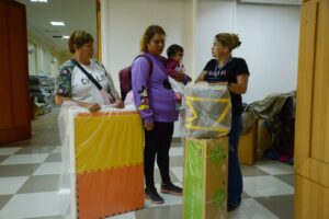 ENTREGAN SET DE APOYO PARA NIÑOS Y NIÑAS MENORES DE 2 AÑOS AFECTADOS POR EL MEGAINCENDIO EN VIÑA DEL MAR