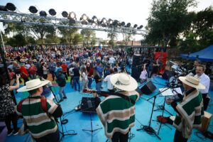 El verano no para en Valparaíso: Conciertos y festivales animarán al puerto durante marzo y abril