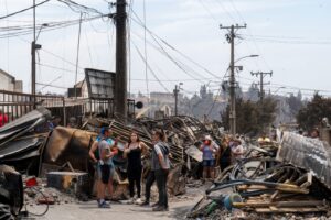 Municipio Abierto de Quilpué repartirá mil contenedores de basura en zonas afectadas por megaincendio