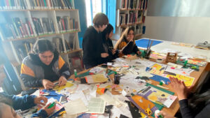 Comunidades y divulgadores culturales de la quinta región comparten en el día internacional del libro, las posibilidades del relato a orillas del Humedal La Laguna