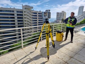 Intensos trabajos en zona de socavón: PUCV comenzó a desarrollar peritaje y se han extraído 500 metros cúbicos de arena