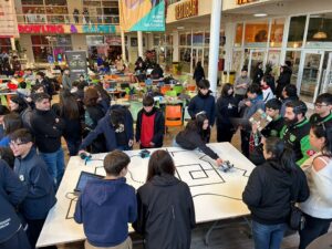 Más de 400 escolares disputaron en Olmué la primera fecha regional del Torneo Nacional de Robótica Escolar 2024: Dos colegios de la región alcanzaron el podio