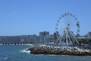 GRAN RUEDA DE 30 METROS DE ALTURA ES LA NUEVA ATRACCIÓN TURÍSTICA PARA VIÑA DEL MAR DURANTE EL VERANO