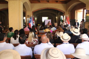 Entre viñedos y décimas se realizó el lanzamiento del XXXI Encuentro Internacional de Payadores Casablanca 2025