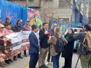 Vecinos del Cerro Arrayán realizaron punto de prensa para denunciar rechazo al proyecto del nuevo ascensor