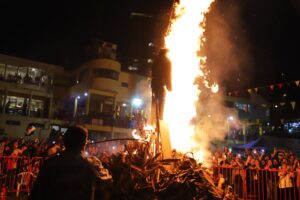 Merluza frita, vino y música en vivo: lo que ofrece la “Fogata del Pescador” para este fin de semana largo
