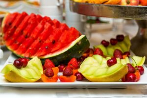 Sodexo promueve el consumo de frutas de estación como pilar de hidratación y salud para este verano