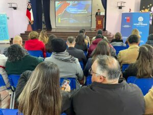 Docentes de liceos técnicos de Valparaíso se capacitan en comercio exterior para acercar la internacionalización a las aulas