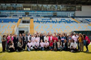 EN EL DÍA MUNDIAL CONTRA EL CÁNCER DEMAMA, MUNICIPIO JUNTO A “YO MUJER” YEVERTON DESARROLLARON IMPORTANTEENCUENTRO EN ESTADIO SAUSALITO