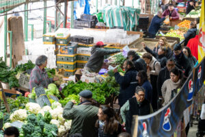 Quilpué refuerza la fiscalización en Feria El Belloto